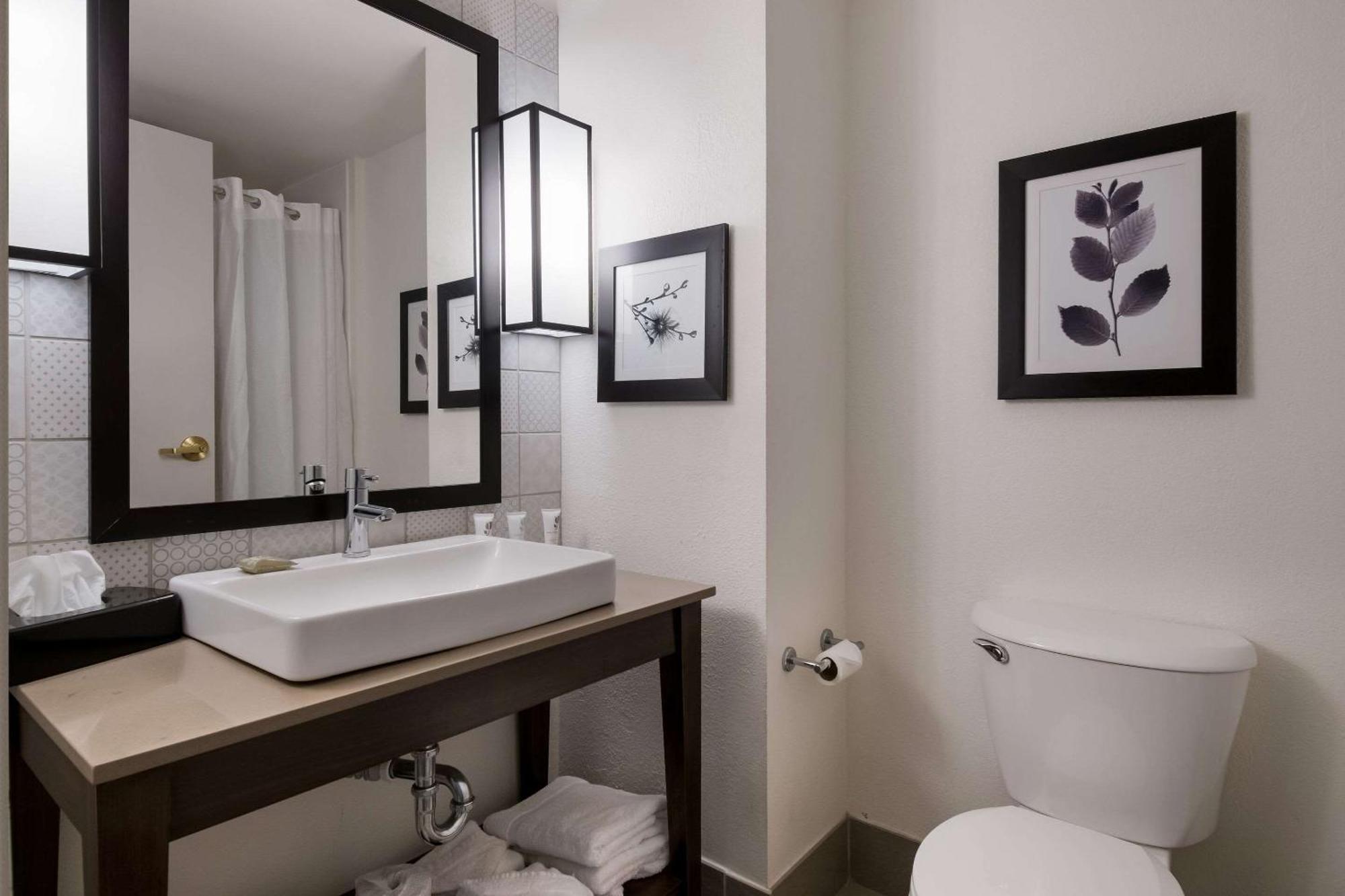 Country Inn & Suites By Radisson, Harrisburg Northeast - Hershey Eksteriør billede